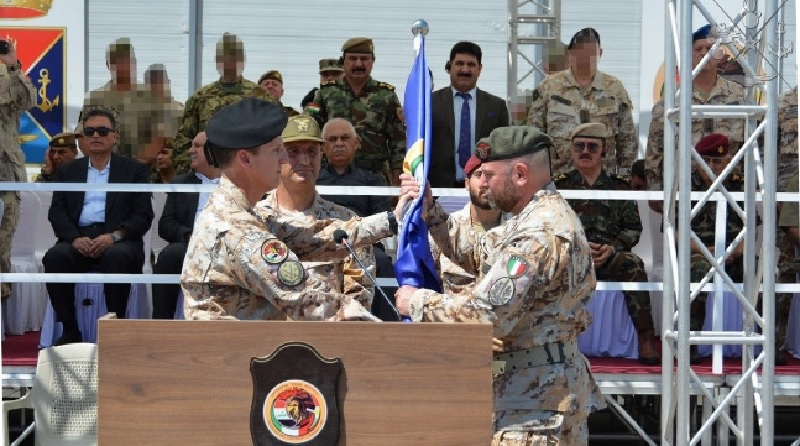 Paolo Attilio Fortezza al comando del Contingente italiano nella missione in Iraq