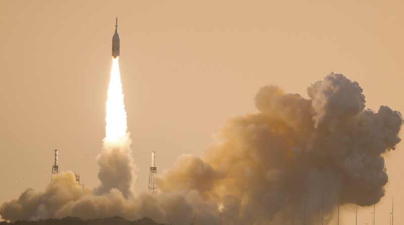 Lockheed Martin critical launch abort system for NASA Orion spacecraft Peacekeeper